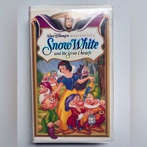 Rare Vintage Walt Disney’s Snow White and the Seven Dwarfs VHS Tape